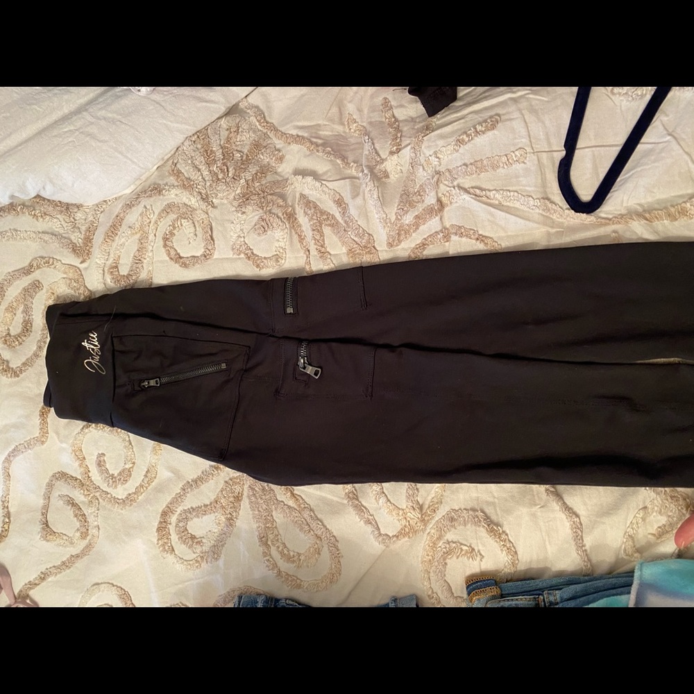 Girls leggings in size 8 from justice.